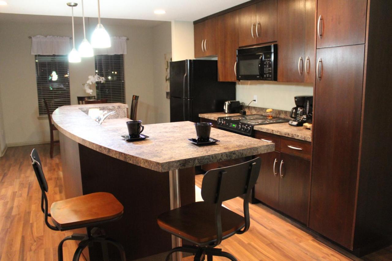 Old Fort Loft King & Queen Suites Nearest Accomodation To Marshals Museum Power Your Ev For Free! Fort Smith Esterno foto