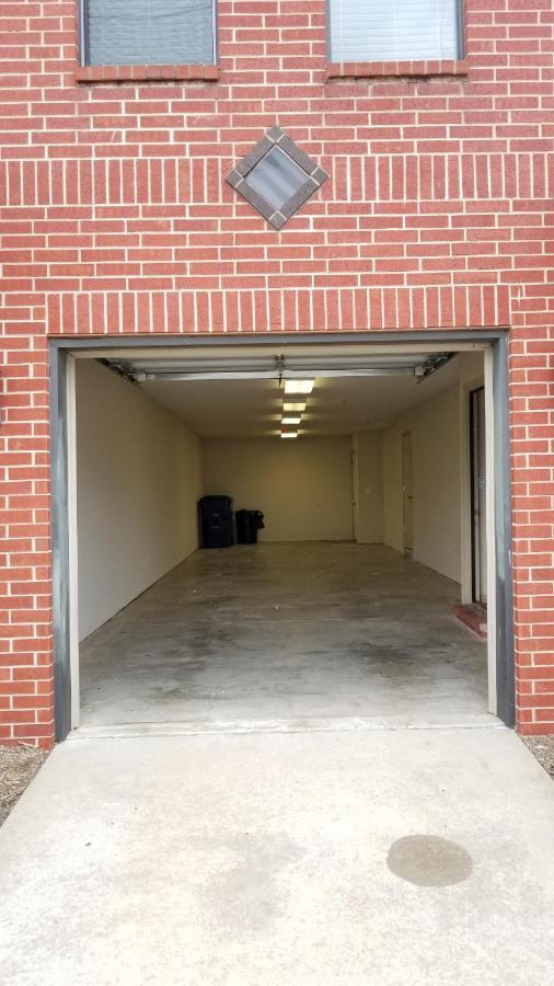 Old Fort Loft King & Queen Suites Nearest Accomodation To Marshals Museum Power Your Ev For Free! Fort Smith Esterno foto