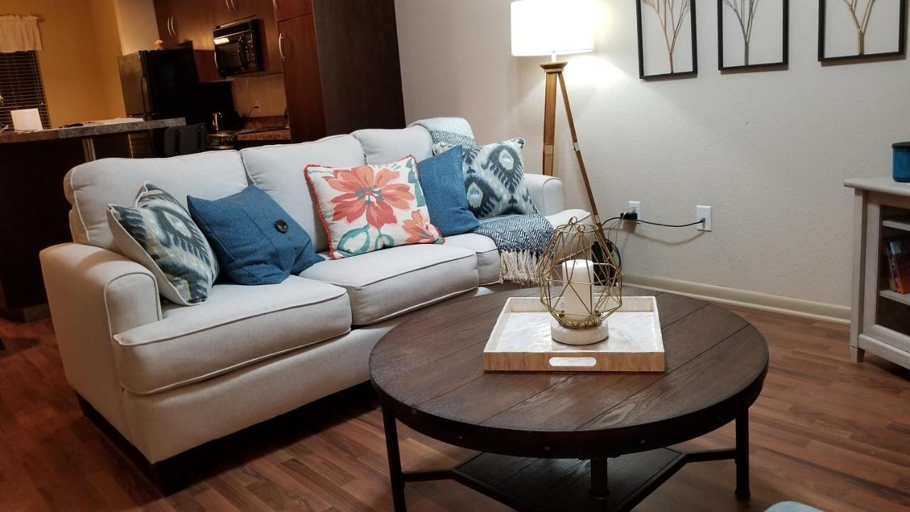 Old Fort Loft King & Queen Suites Nearest Accomodation To Marshals Museum Power Your Ev For Free! Fort Smith Esterno foto
