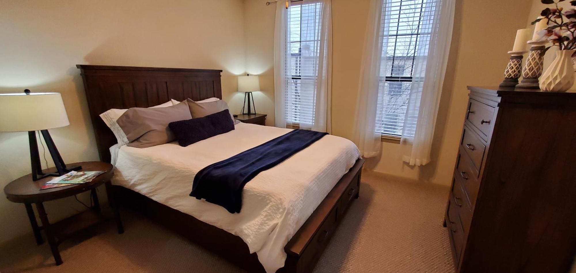 Old Fort Loft King & Queen Suites Nearest Accomodation To Marshals Museum Power Your Ev For Free! Fort Smith Esterno foto