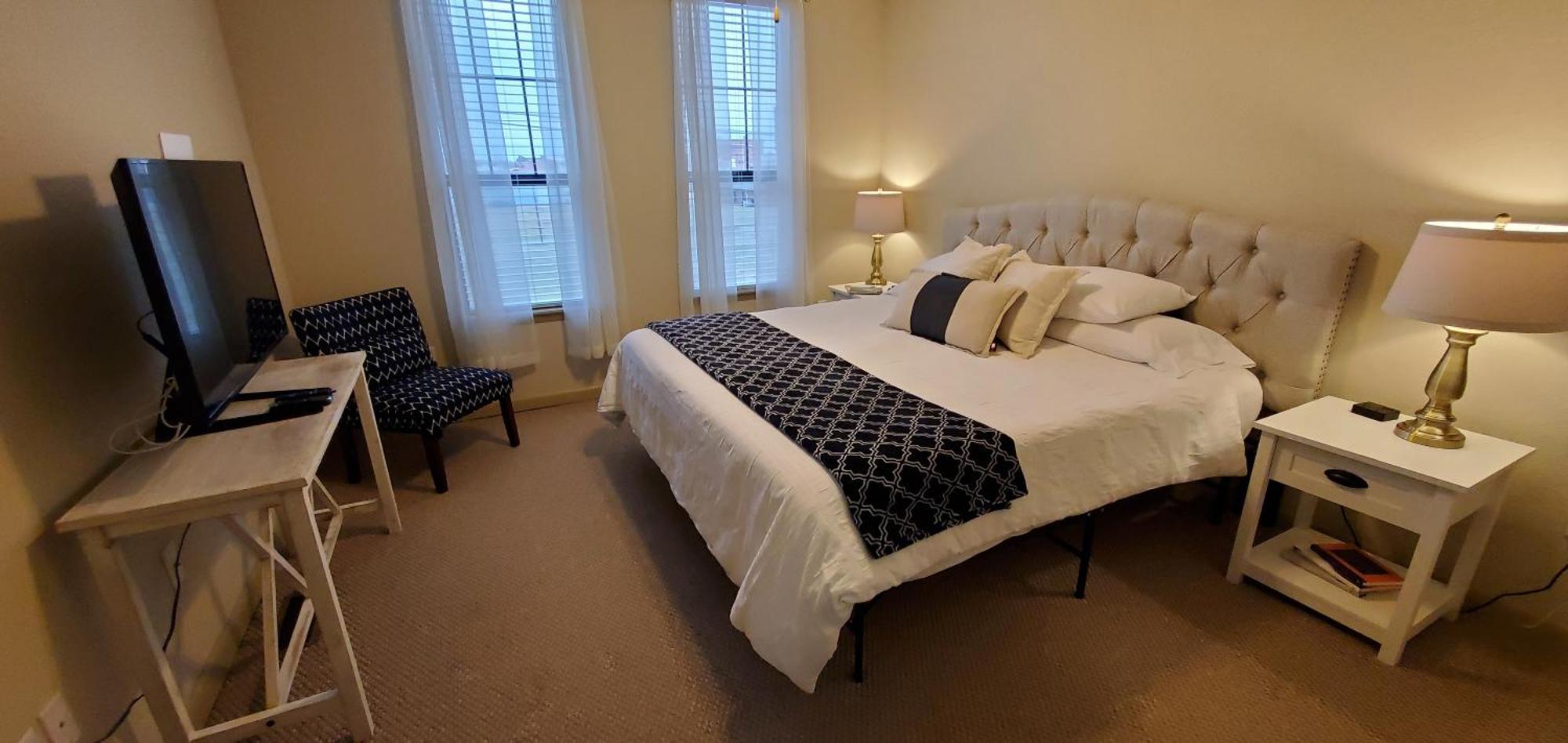 Old Fort Loft King & Queen Suites Nearest Accomodation To Marshals Museum Power Your Ev For Free! Fort Smith Esterno foto